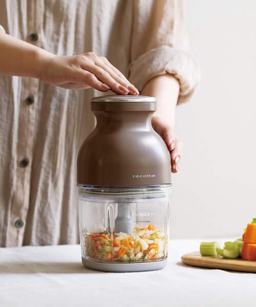 BIRTHDAY BAR(バースデイバー)の「≪”刻む”から”泡立てる”まで!≫【recolte レコルト】コードレスカプセルカッターボンヌ(キッチン家電・レディース・ブラック/ホワイト/モカ・0)」の3枚目の写真