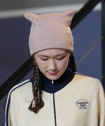 CALNAMUR（カルナムール）の「NEW ERA/ニューエラ ビーニー スクエアニット "CALNAMUR カルナムール ラインストーン コラボコレクション" 14349006/14349007（ニットキャップ/ビーニー）」