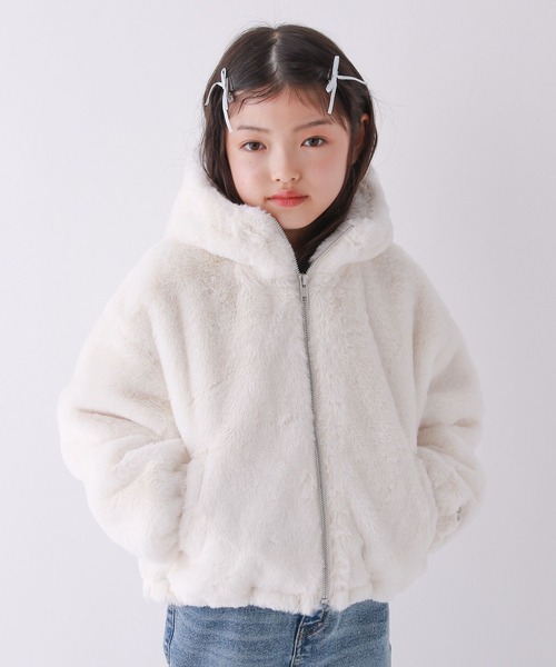 10C REPIPI（ジューシーレピピ）の「【10C REPIPI】洗えるモコモコファーパーカー（その他アウター・キッズ・チャコールグレー/アイボリー/モカ・120cm/130cm/110cm）」の4枚目の写真