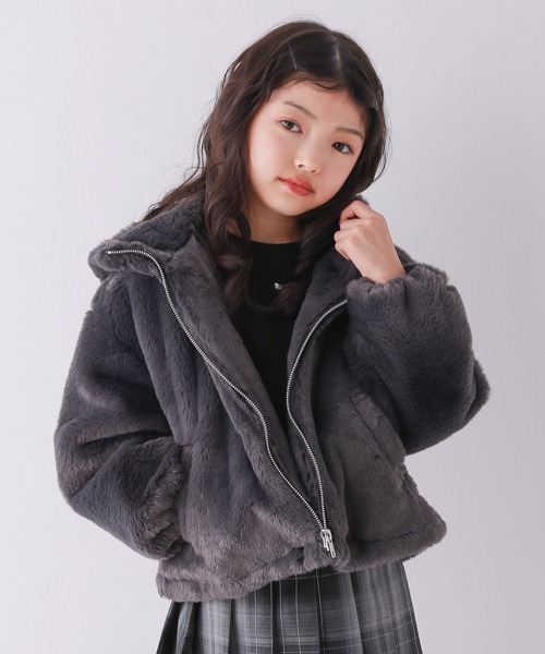 10C REPIPI（ジューシーレピピ）の「【10C REPIPI】洗えるモコモコファーパーカー（その他アウター・キッズ・チャコールグレー/アイボリー/モカ・120cm/130cm/110cm）」の9枚目の写真