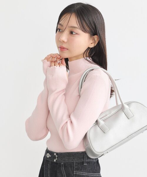 earth music&ecology（アースミュージックアンドエコロジー）の「袖口刺繍リブニットプルオーバー（ニット/セーター・レディース・アイボリー/ライトピンク/ライトベージュ/ライトブルー/ライトグレー/ライトグリーン・S/M）」の14枚目の写真