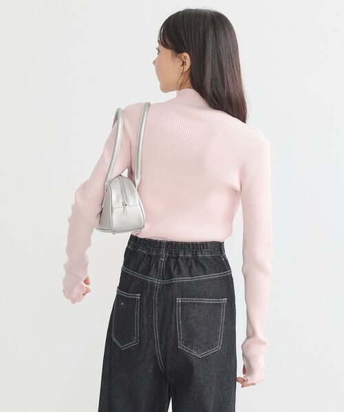 earth music&ecology（アースミュージックアンドエコロジー）の「袖口刺繍リブニットプルオーバー（ニット/セーター・レディース・アイボリー/ライトピンク/ライトベージュ/ライトブルー/ライトグレー/ライトグリーン・S/M）」の17枚目の写真