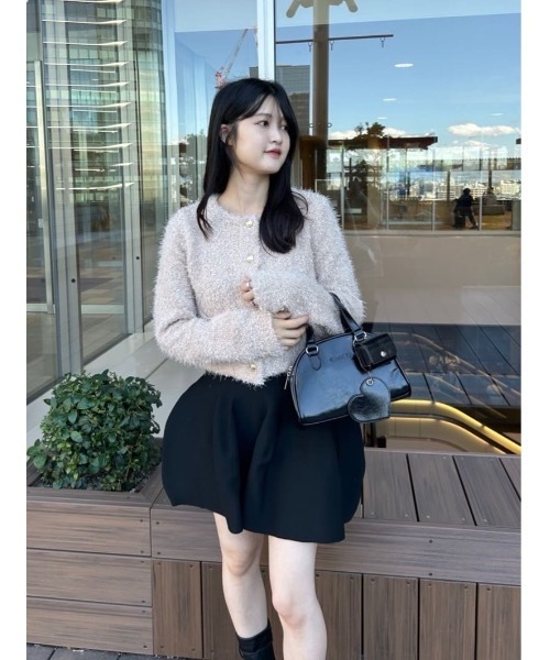 Chico（チコ）の「【セットアップ対応】ラメシャギー金釦コンパクト長袖カーディガン（カーディガン/ボレロ・レディース・ベージュ/ブラック/レッド/グレー/アイボリー・FREE）」の20枚目の写真