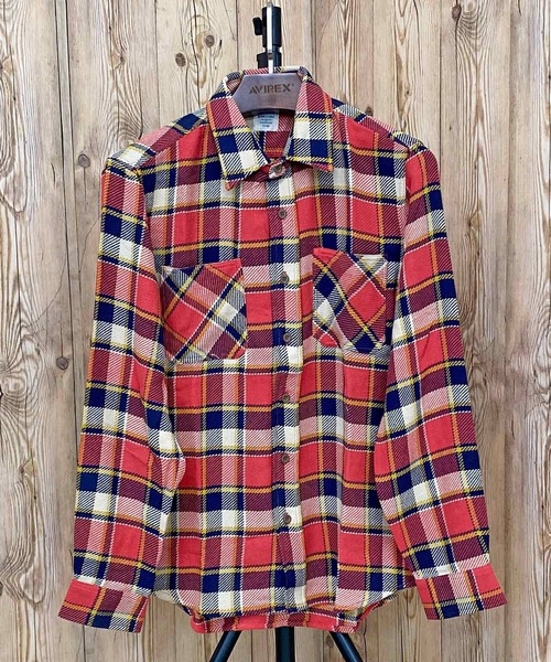 AVIREX（アヴィレックス）の「COTTON FLANNEL SHIRT（シャツ/ブラウス・メンズ・ホワイト/グリーン/ベージュ/オレンジ・M/L/XL/XXL）」の4枚目の写真
