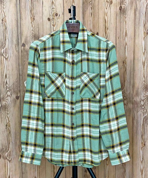 AVIREX（アヴィレックス）の「COTTON FLANNEL SHIRT（シャツ/ブラウス・メンズ・ホワイト/グリーン/ベージュ/オレンジ・M/L/XL/XXL）」の3枚目の写真