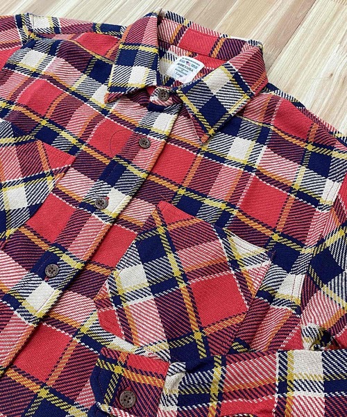 AVIREX（アヴィレックス）の「COTTON FLANNEL SHIRT（シャツ/ブラウス・メンズ・ホワイト/グリーン/ベージュ/オレンジ・M/L/XL/XXL）」の14枚目の写真