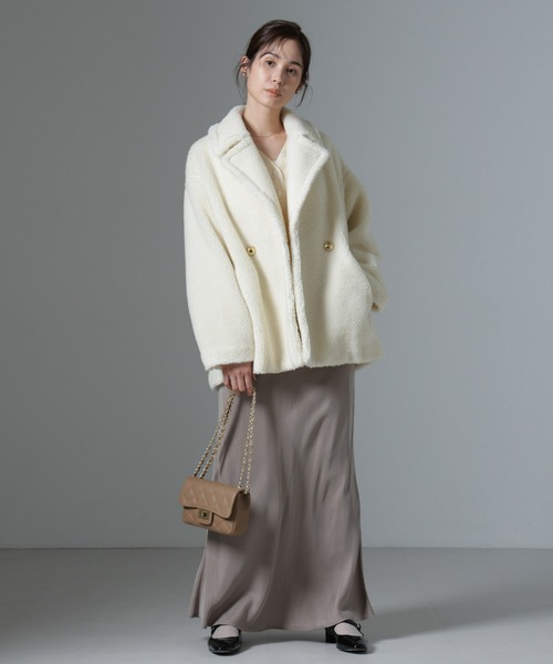 NANO universe(ナノユニバース)の「ミドル丈ボアPコート(ピーコート・レディース・アイボリー/ライトブラウン・FREE)」の6枚目の写真