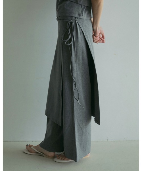 anuke（アンヌーク）の「Layered Cut Pants（その他パンツ・レディース・グレー/アイボリー/ブラック・36inch/38inch）」の6枚目の写真