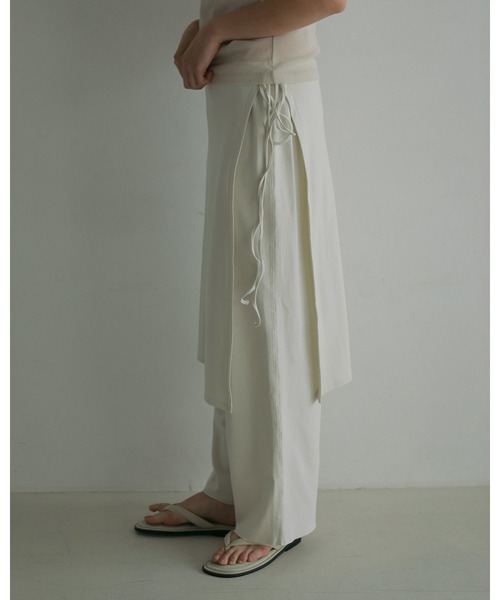 anuke（アンヌーク）の「Layered Cut Pants（その他パンツ・レディース・グレー/アイボリー/ブラック・36inch/38inch）」の8枚目の写真