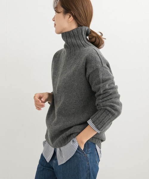 ISLAND TIDES（アイランドタイド）の「『別注』Island Tides×DOORS　タートルネック（ニット/セーター・レディース・ライトブラウン/グレー/アイボリー/ブルー・ONE）」の8枚目の写真