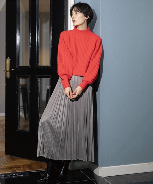 OPAQUE.CLIP(オペークドットクリップ)の「◆《美人百花掲載》ミドルゲージショートワイドリブニット【洗濯機洗い可】(ニット/セーター・レディース・ライトブルー/レッド系1/ダークグレー/オフホワイト・38/36/40)」の15枚目の写真