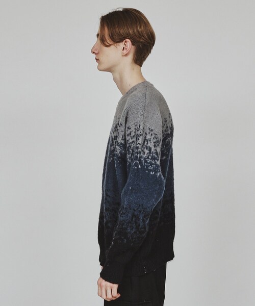 tk.TAKEO KIKUCHI（ティーケータケオキクチ）の「グラデーションニット（ニット/セーター・メンズ・ブラック/ダークブラウン/ネイビー・02/03/04）」の5枚目の写真