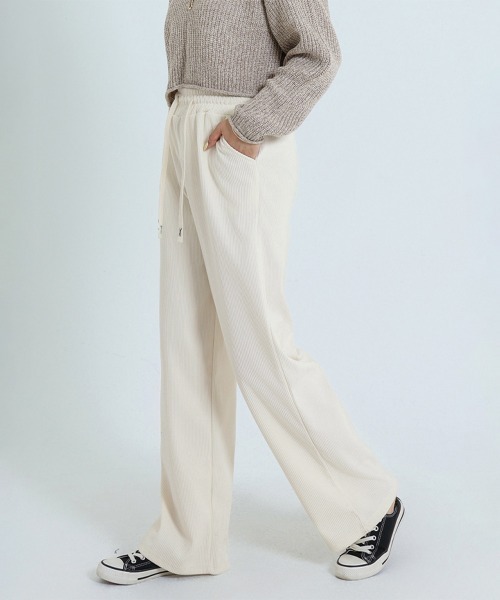Miniministore(ミニミニストア)の「裏起毛 コーデュロイパンツ ハイウエスト(スラックス・レディース・カーキブラウン/ブラック/チャコールグレー/アイボリー/ピンク/ダークブラウン系/ダークブラウン/アイボリー系/グレー系/ブラウン系/ブラック系/ピンク系・FREE)」の10枚目の写真