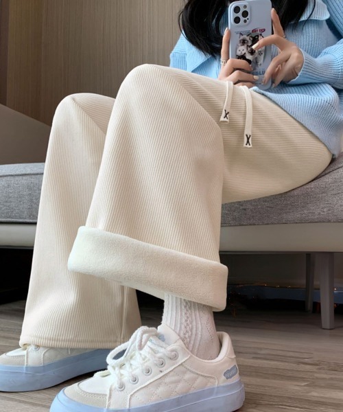 Miniministore(ミニミニストア)の「裏起毛 コーデュロイパンツ ハイウエスト(スラックス・レディース・カーキブラウン/ブラック/チャコールグレー/アイボリー/ピンク/ダークブラウン系/ダークブラウン/アイボリー系/グレー系/ブラウン系/ブラック系/ピンク系・FREE)」の13枚目の写真