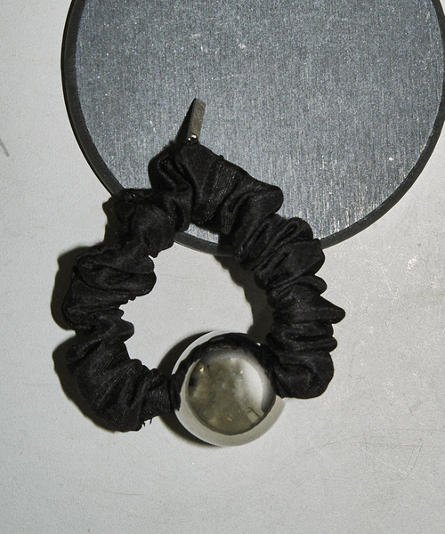 heyep / ヘイップ Metal Ball Silk シュシュ M（シュシュ）｜LE TALON（ルタロン）