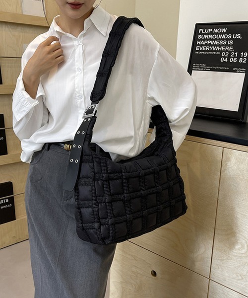 Miniministore（ミニミニストア）の「キルティングショルダーバッグ大容量軽量鞄（ショルダーバッグ・レディース・ブルー/オレンジ/ブラック/グレー/オフホワイト/ピンク/カーキ/ベージュ・FREE）」の12枚目の写真