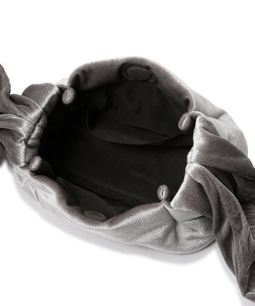 NATURAL BEAUTY BASIC（ナチュラルビューティーベーシック）の「ビッグリボンベロアバッグ（ハンドバッグ・レディース・グレー/ピンク・ﾌﾘ-）」の13枚目の写真
