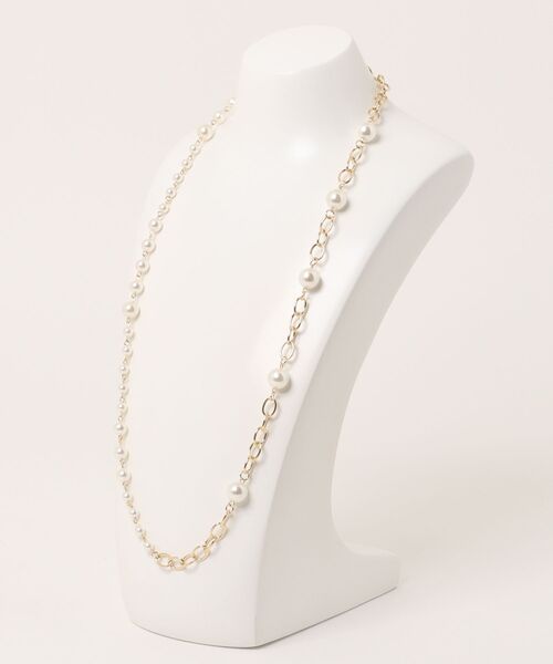 Rose Tiara(ローズティアラ)の「パール×チェーンネックレス(ネックレス・レディース・ゴールド・FREE)」の2枚目の写真