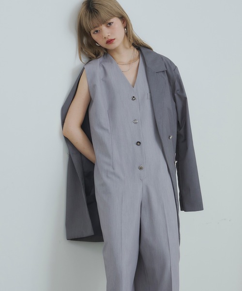 VIOLETTA（ヴィオレッタ）の「アソートボタンノースリジャンプスーツ