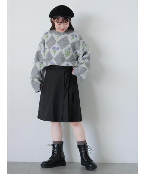 ehka sopo（エヘカソポ）の「花ジャカードニット（ニット/セーター・レディース・イエロー/ピンク/グレー/サックスブルー・F）」の7枚目の写真