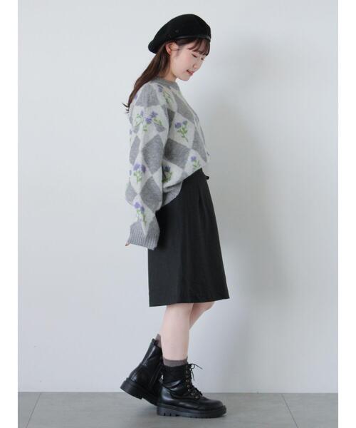 ehka sopo（エヘカソポ）の「花ジャカードニット（ニット/セーター・レディース・イエロー/ピンク/グレー/サックスブルー・F）」の6枚目の写真