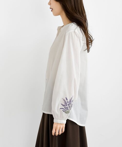 rps(アールピーエス)の「刺繍スリーブバンドカラーブラウス(シャツ/ブラウス・レディース・オフホワイト/ストライプ/ホワイト系その他2/ネイビー/ホワイト系その他3・フリー)」の15枚目の写真