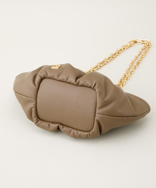 LE VERNIS(ル・ベルニ)の「LE VERNIS(ル・ベルニ)Momo mini bag(ショルダーバッグ・レディース・ブラック/ブラウン/アイボリー/レッド/シルバー/ゴールド・FREE)」の9枚目の写真