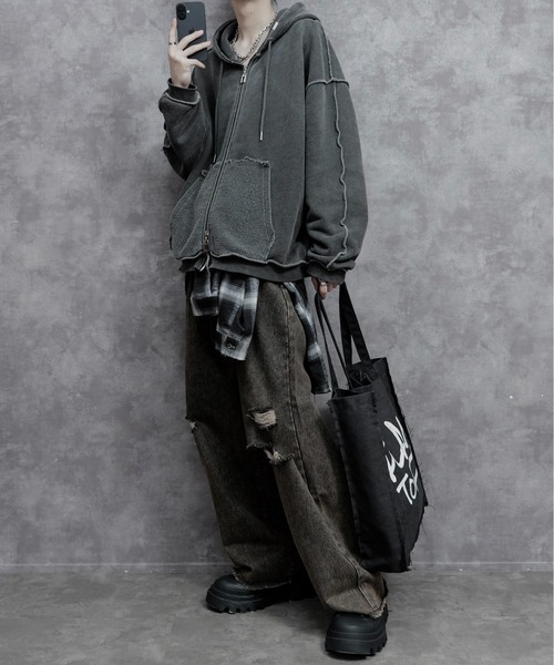 PLAN To(プラントゥ)の「Vintage Like Chemical Wash Damaged Color Denim - ヴィンテージライクケミカルウォッシュダメージカラーデニム(デニムパンツ・メンズ・ブラウン/グリーン/パープル・SMALL/MEDIUM/LARGE)」の16枚目の写真