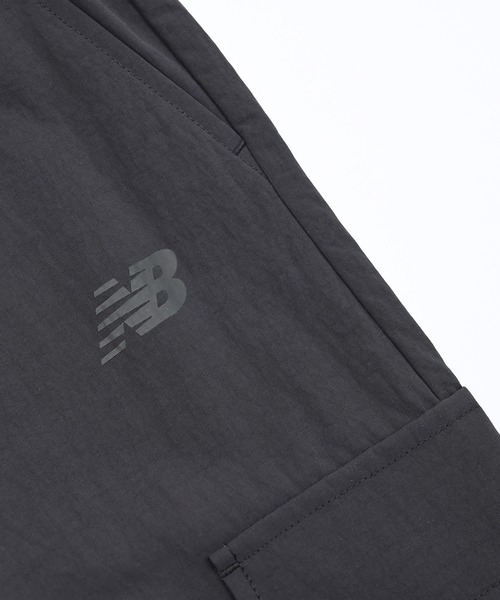 NEW BALANCE(ニューバランス)の「ウーブンカーゴパンツ(カーゴパンツ・レディース・オフホワイト/ブラック・LARGE/MEDIUM/SMALL/X-LARGE)」の21枚目の写真