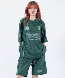 THRASHER（スラッシャー）の「【at】〔THRASHER/スラッシャー〕S/S GAME TEE ファイアーパターンロゴ パイピングデザイン ゲームTシャツ（その他トップス）」