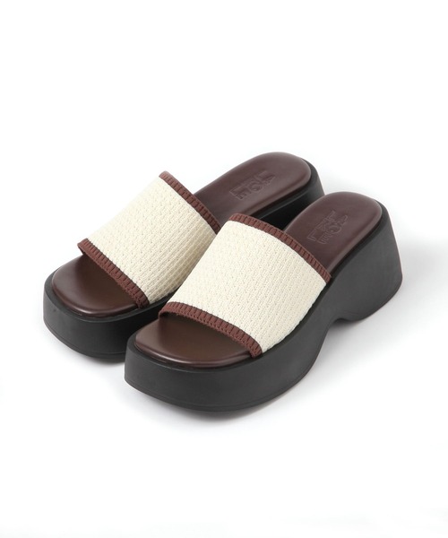 LAKOLE（ラコレ）の「ニット厚底サンダル / 288787（サンダル・レディース・ライトグレー/オフホワイト/ブラック・LARGE/MEDIUM）」の19枚目の写真