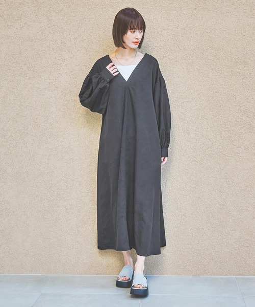 LAKOLE（ラコレ）の「ニット厚底サンダル / 288787（サンダル・レディース・ライトグレー/オフホワイト/ブラック・LARGE/MEDIUM）」の15枚目の写真