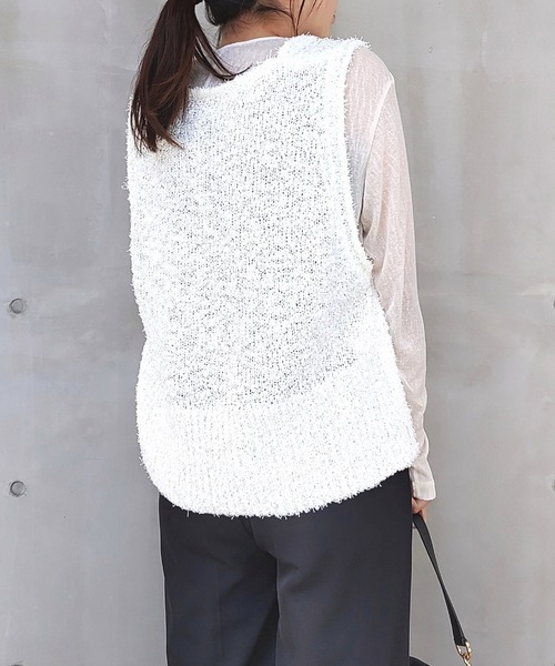 Q(キュー)の「リボンヤーンニットベスト(ベスト・レディース・ブラック/アイボリー・MEDIUM)」の14枚目の写真