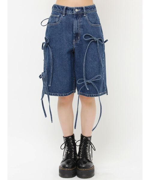 jouetie(ジュエティ)の「ワイドデニムリボンハーフパンツ(デニムパンツ・レディース・ブルー/ブラック・MEDIUM/SMALL)」の20枚目の写真