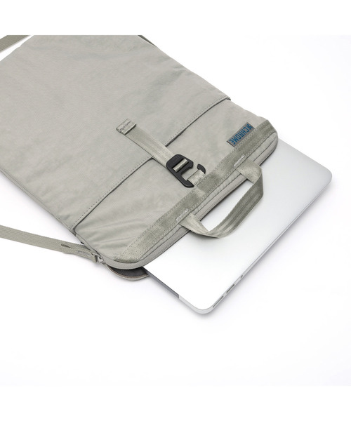 CHROME（クローム）の「［ CHROME / クローム ］LAPTOP BAG MD / ラップトップ バッグ ミディアム 耐水 2L（エコバッグ/サブバッグ・メンズ・グレー/ブラック/モスグリーン・FREE）」の6枚目の写真