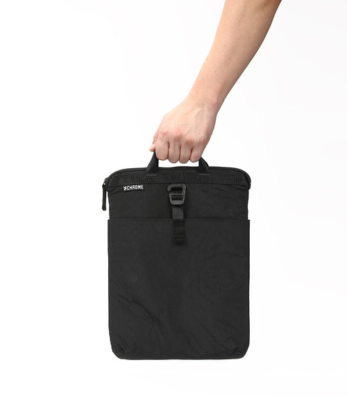 CHROME（クローム）の「［ CHROME / クローム ］LAPTOP BAG MD / ラップトップ バッグ ミディアム 耐水 2L（エコバッグ/サブバッグ・メンズ・グレー/ブラック/モスグリーン・FREE）」の16枚目の写真