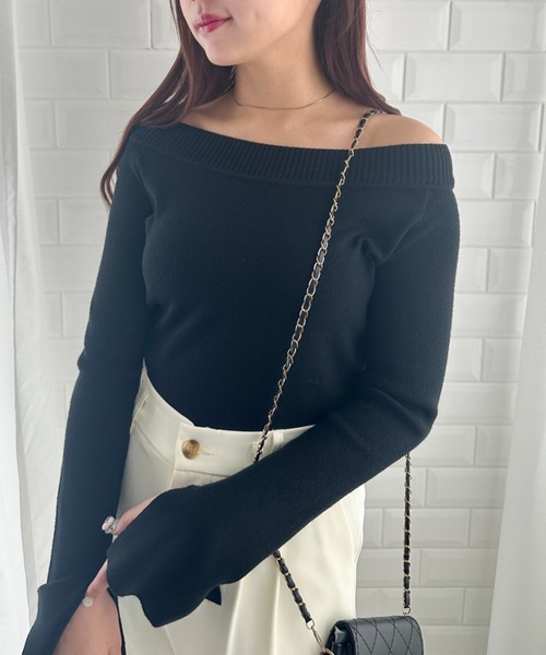 wears（ウェアーズ）の「オフショルダーニットトップス 薄手ニットトップス（Tシャツ/カットソー・レディース・グレー/ブラック・FREE）」の4枚目の写真