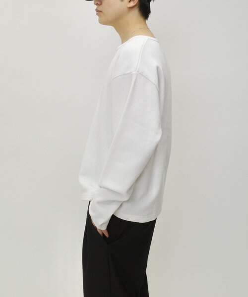 WHO'S WHO gallery（フーズフーギャラリー）の「2サイズ【SOUR CREAM/サワークリーム】ワッフルクルーネックロンTEE（Tシャツ/カットソー・レディース・グレー/ブラック/ホワイト・MEDIUM/LARGE）」の13枚目の写真