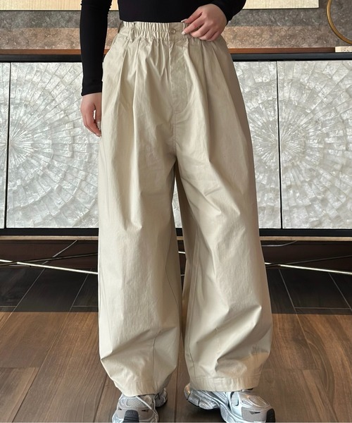 Burner(バーナー)の「ツータックイージーバルーンバギーパンツ(その他パンツ・レディース・サックスブルー/ダークグリーン/グリーン/ベージュ/ダークベージュ/ネイビー/ブラック/ライトグレー・マルチサイズ)」の1枚目の写真