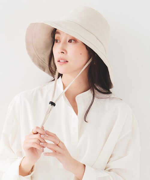 UNTITLED（アンタイトル）の「【遮熱・UVカット・ウォッシャブル】つば広HAT（ハット・レディース・ブラック/オフホワイト・99）」の2枚目の写真