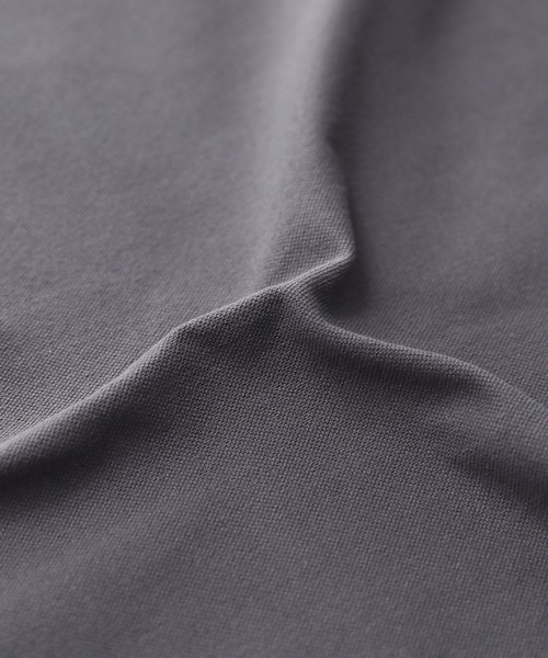 MDR(エムディアール)の「SOLOTEX スロープネック半袖Tシャツ(Tシャツ/カットソー・メンズ・チャコール/ホワイト/ブラック・M/L)」の7枚目の写真