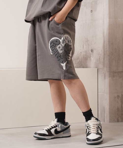 1111clothing(ワンフォークロージング)の「ハート サガラ刺繍 スウェットショーツ / Heart Sagara Embroidery Sweatshorts(スウェットパンツ・メンズ・ブラック/ブラウン/アッシュ/チャコールグレー・M/L)」の9枚目の写真