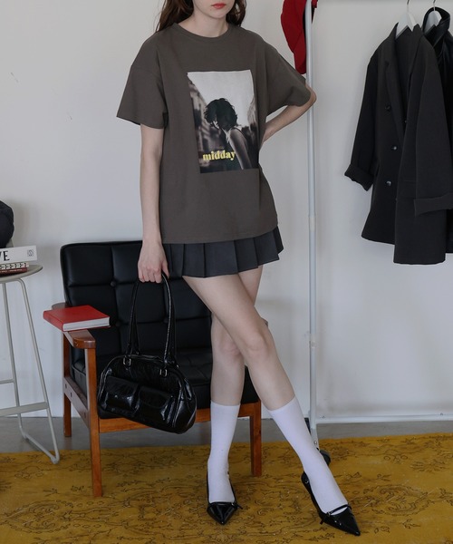 Mili affinity(ミリアフィニティー)の「【入荷禁止】フォトプリントオーバーサイズショートスリーブTシャツ(Tシャツ/カットソー・レディース・ブラック/オフホワイト/チャコール・FREE)」の15枚目の写真