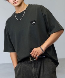 L'atelier（ラトリエ）の「ワイド 半袖 Tシャツ ロゴ ハート 黒猫 刺繍（Tシャツ/カットソー）」