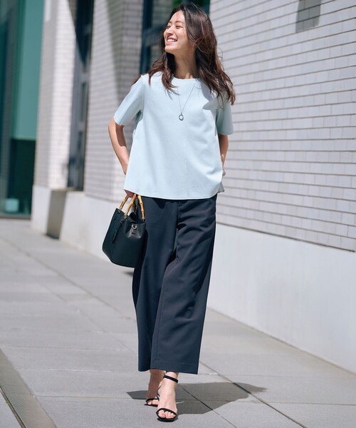 J.PRESS(ジェイプレス)の「【洗える】Crispyツイル ストレート パンツ(その他パンツ・レディース・ベージュ系/ブラック系・T17/T15/T13)」の3枚目の写真