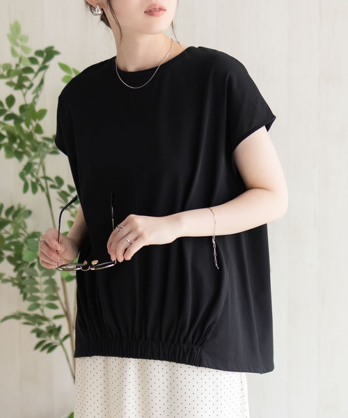 HusHusH（ハッシュアッシュ）の「HusHusH 裾ゴムフレンチTシャツ（Tシャツ/カットソー・レディース・グレイッシュベージュ/ブラック/コーラルピンク・M/L）」の3枚目の写真