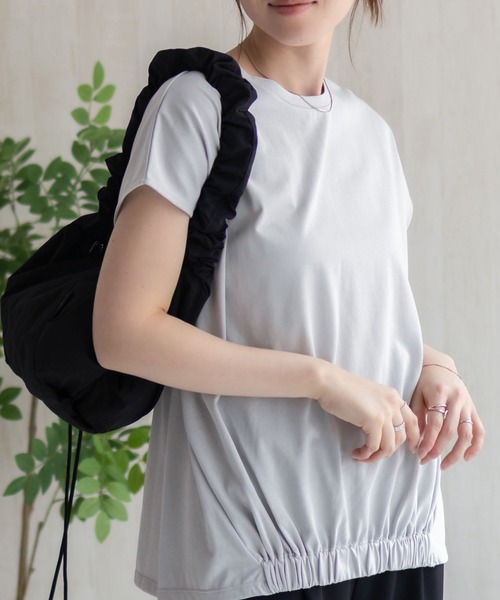 HusHusH（ハッシュアッシュ）の「HusHusH 裾ゴムフレンチTシャツ（Tシャツ/カットソー・レディース・グレイッシュベージュ/ブラック/コーラルピンク・M/L）」の5枚目の写真