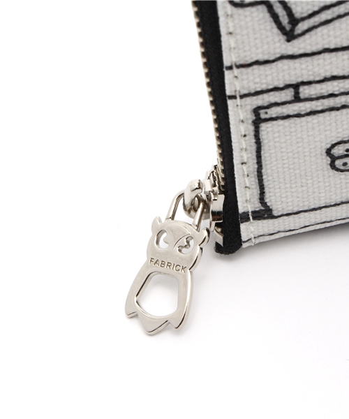FABRICK(ファブリック)の「FABRIC STEFAN MARX DOCUMENT CASE A4(クラッチバッグ・メンズ・ホワイト/グリーン・FREE)」の4枚目の写真