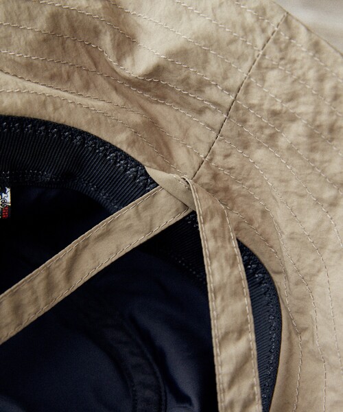 FREAK'S STORE（フリークスストア）の「【Beach & Festival】2way UV 撥水ナイロン 紐付きサファリハット（ハット・レディース・ブラック/オリーブ/ベージュ・ONE SIZE）」の16枚目の写真