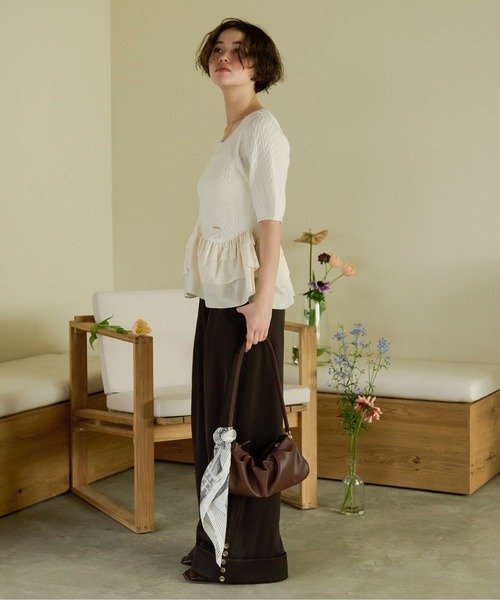 loin nuit(ロワンニュイ)の「cable puff frill knit / ケーブルパフフリルニット(ニット/セーター・レディース・ネイビー/ピンク/アイボリー・FREE)」の6枚目の写真